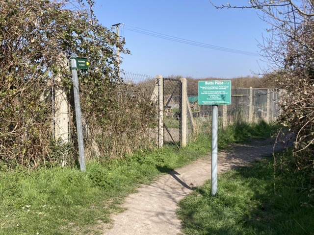 Footpath at end of Wilcher Close